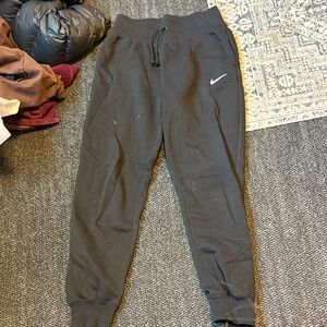Nike Women’s Black Sweatpants Joggers